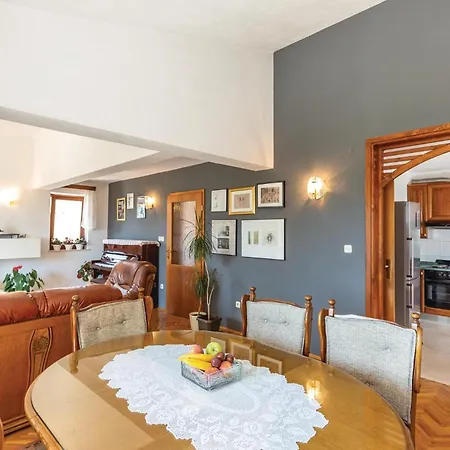 Stunning In With Kitchen Holiday home Imotski