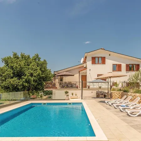 Stunning In With Kitchen Holiday home Imotski